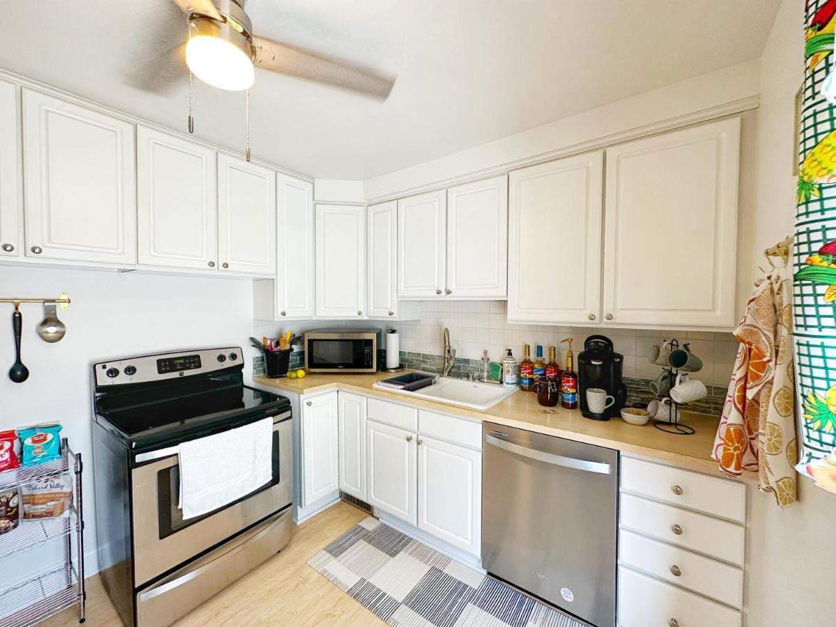 Cozy, Private Loft 15 Min Away From Downtown Detroit Lägenhet Grosse Pointe Park Exteriör bild
