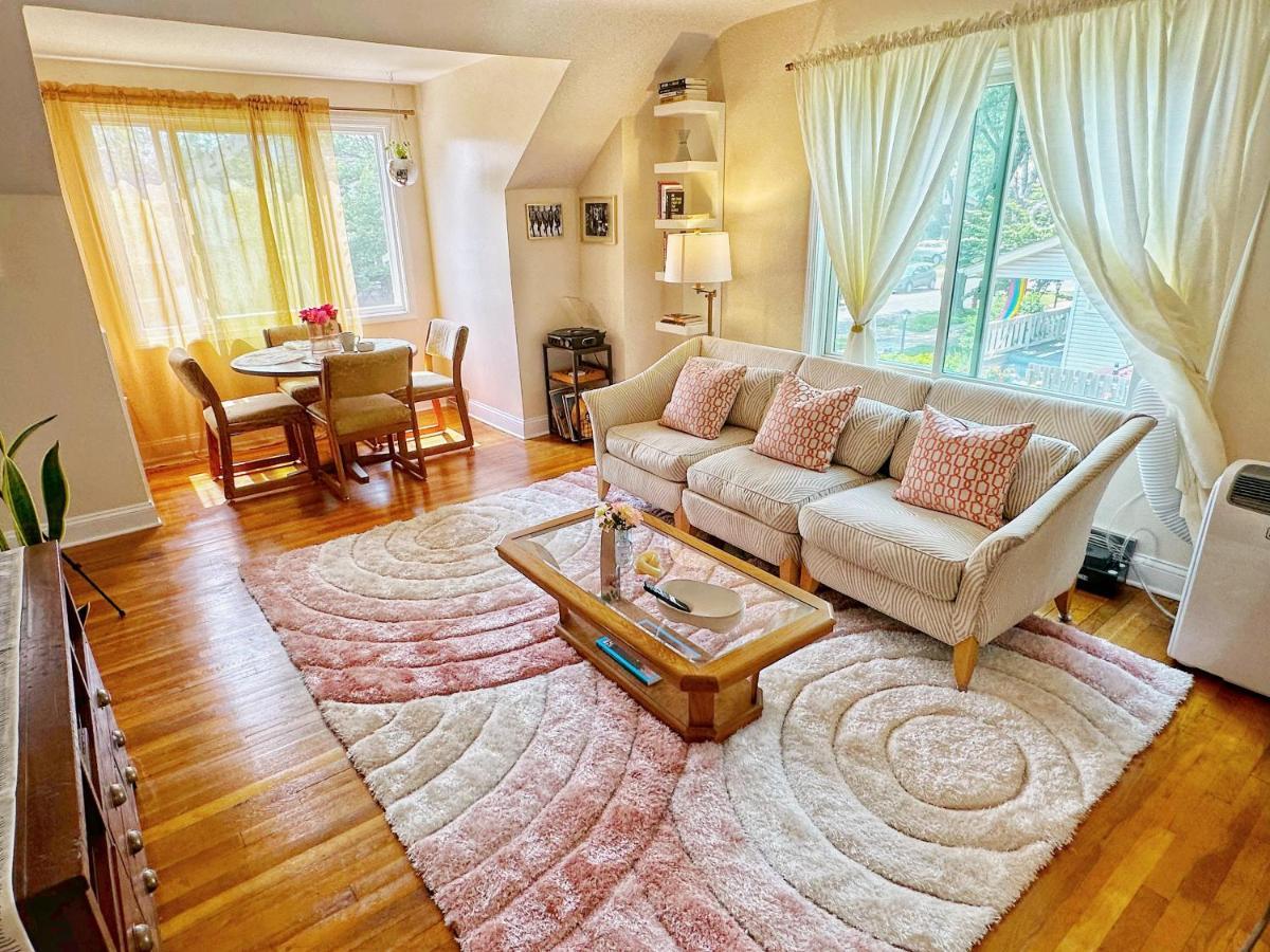 Cozy, Private Loft 15 Min Away From Downtown Detroit Lägenhet Grosse Pointe Park Exteriör bild